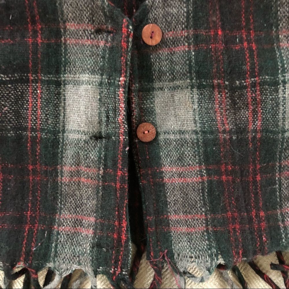 Vintage No Barriers Plaid Wool Fringe Crop Vest L - Picture 6 of 6